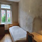 3,5 Zimmer-wohnung Mit Altbau-charme Apartment