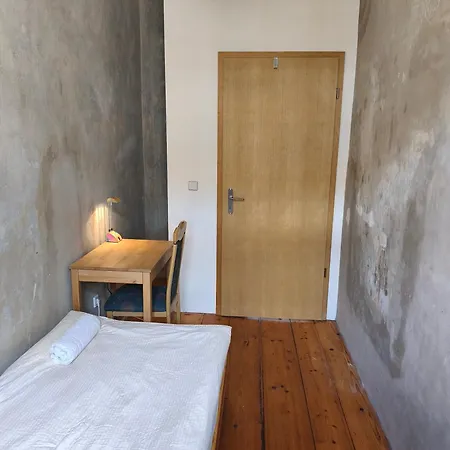 3,5 Zimmer-wohnung Mit Altbau-charme Appartement *
