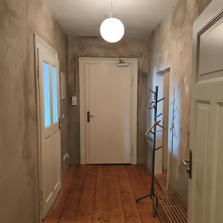 3,5 Zimmer-wohnung Mit Altbau-charme Appartement